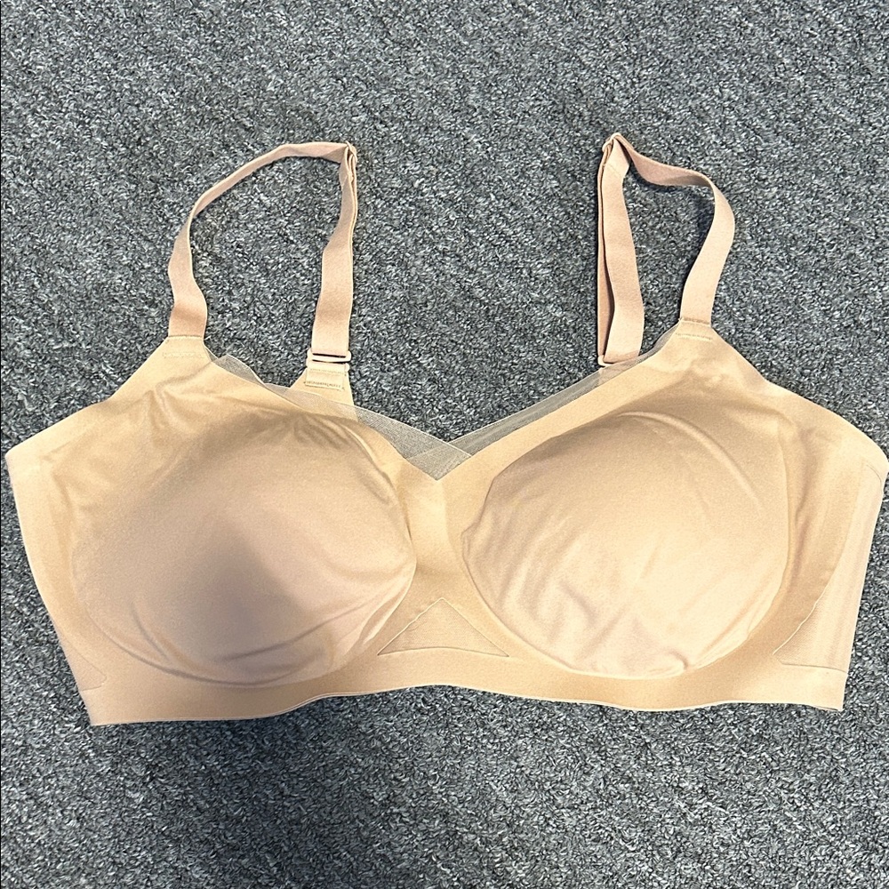 Honeylove Nude Seamless Bra 40C/D NWOT
